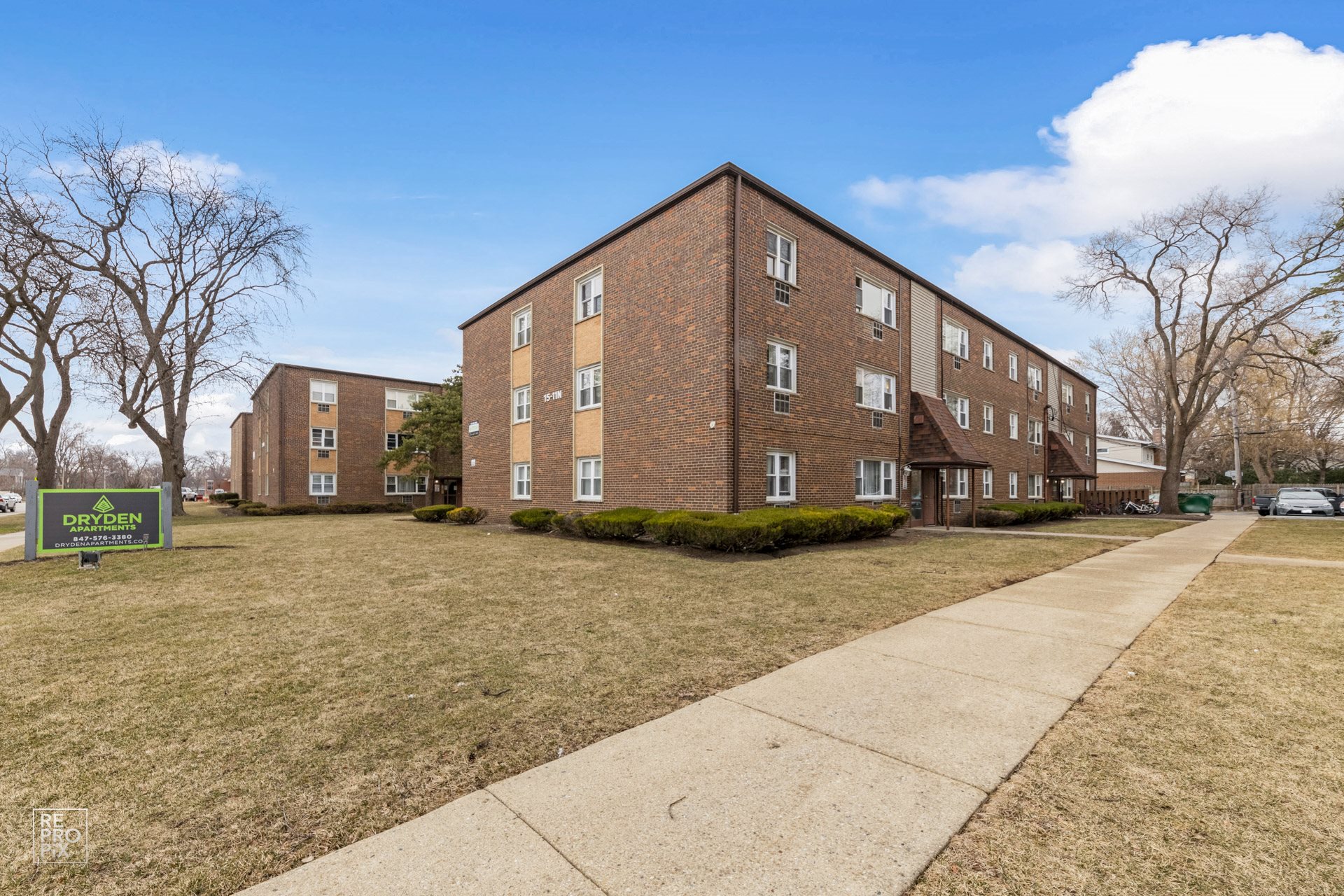 Dryden Apartments Apartments in Arlington Heights, IL